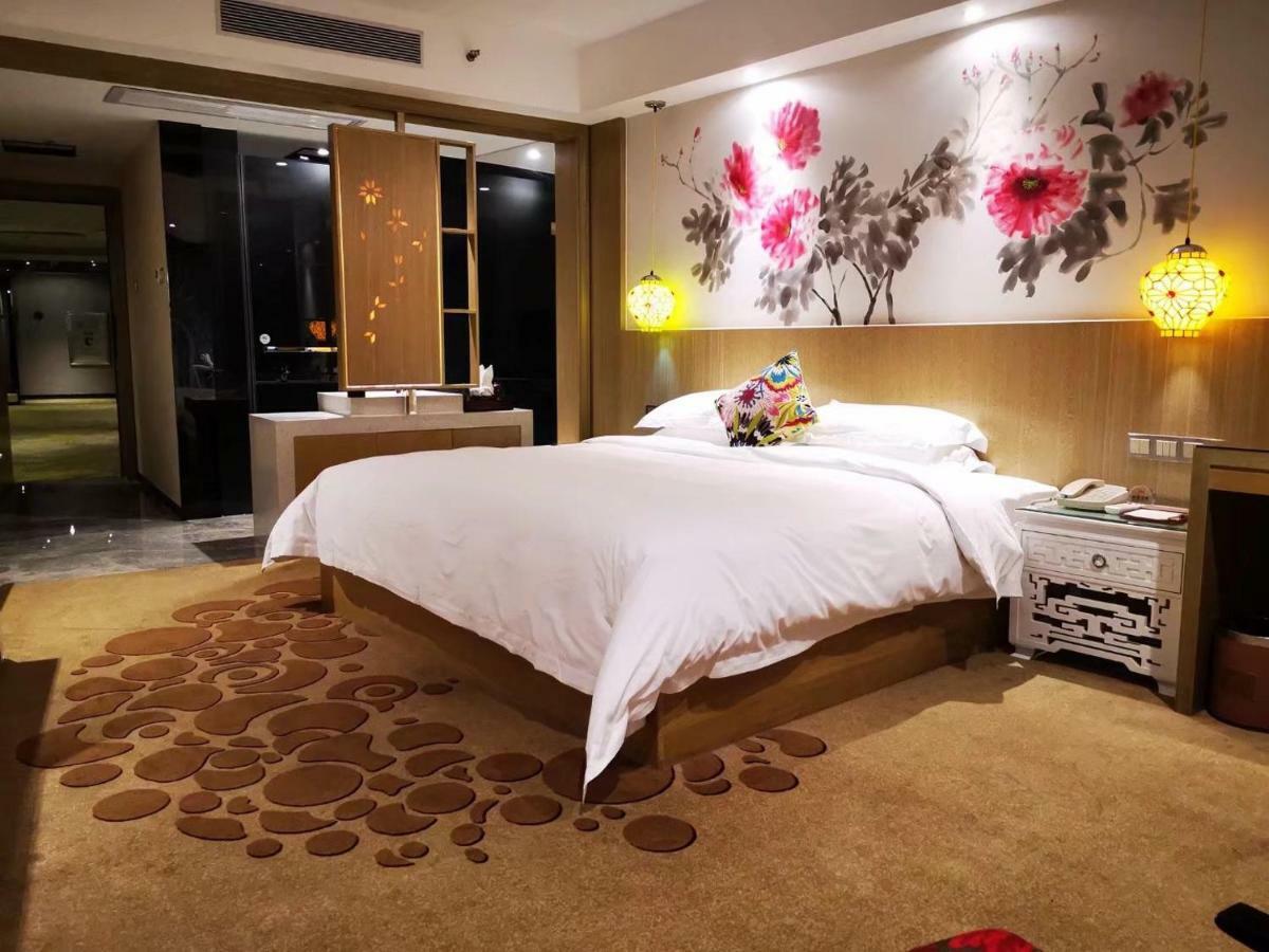 Paco Hotel Beijing Road Pedestrian Street Tuanyida Metro Kanton Exterior foto